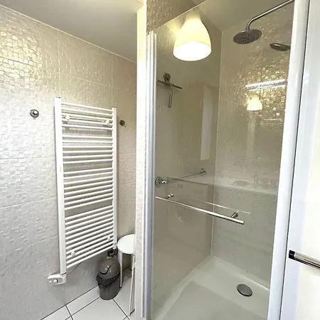 Grenelle Apartment Paris
